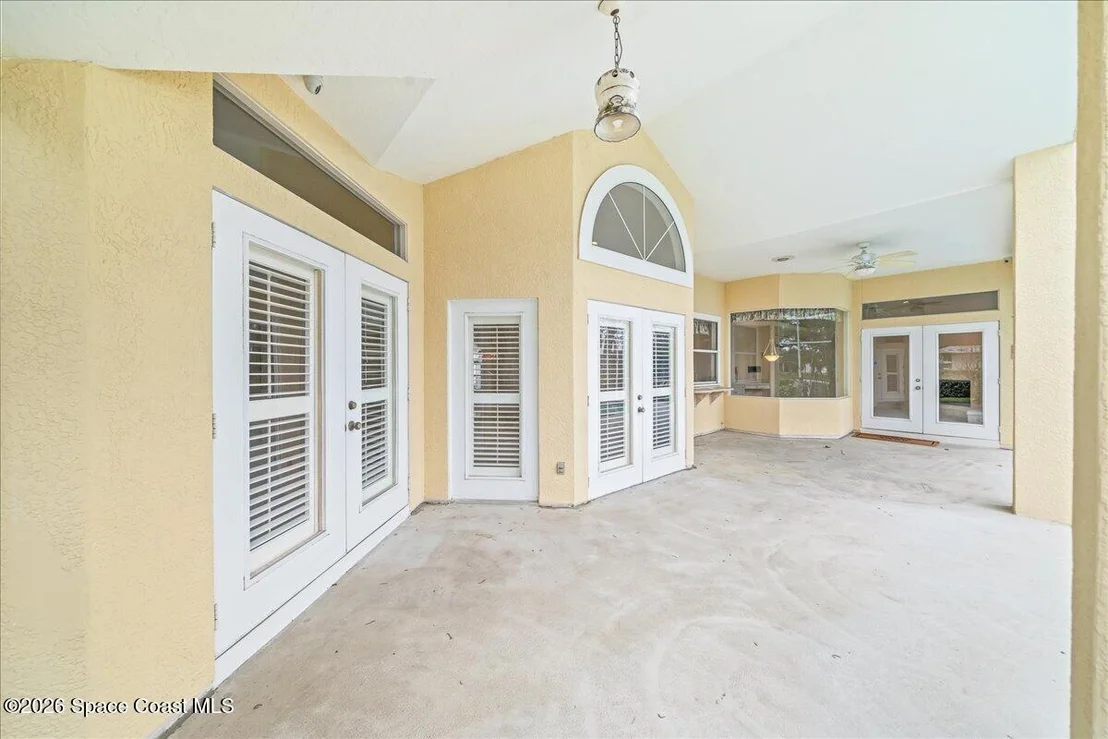 Photo of 493 Kimberly Drive