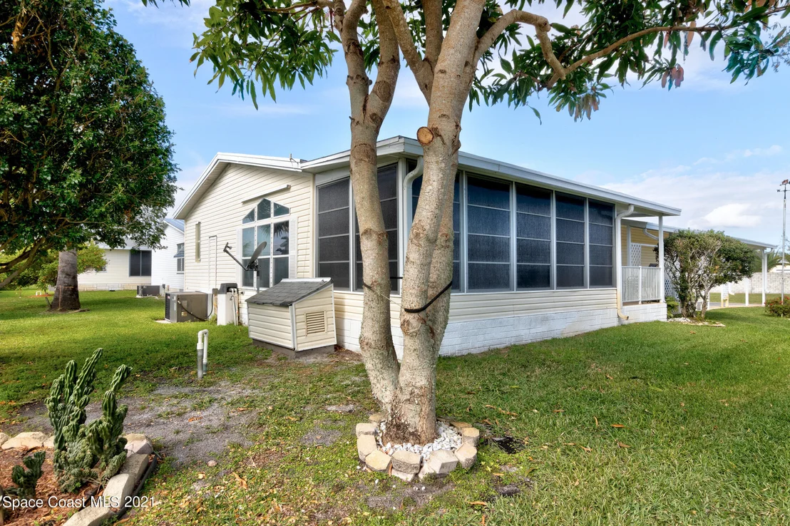 Photo of 5381 Bison Street