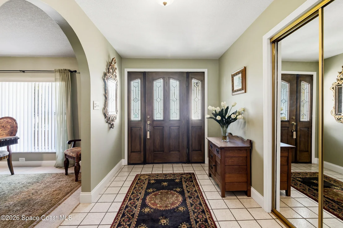 Photo of 1088 Fairlawn Drive
