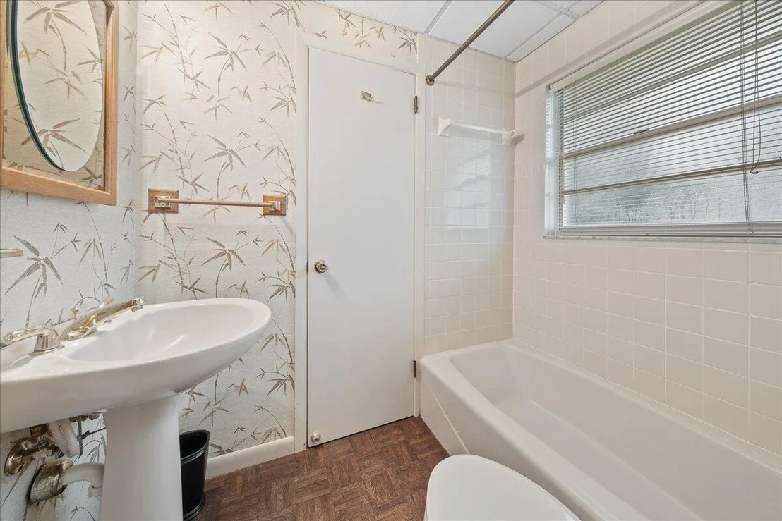 Photo of 311 Par Avenue