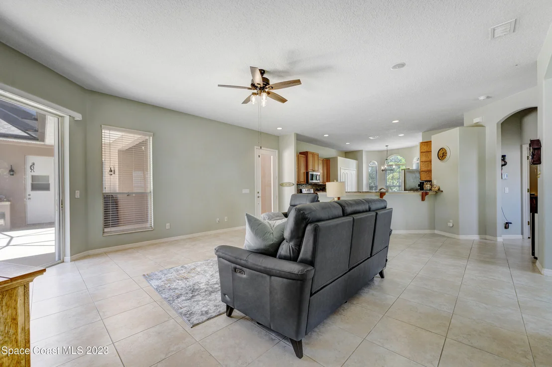Photo of 3855 Waterford Drive