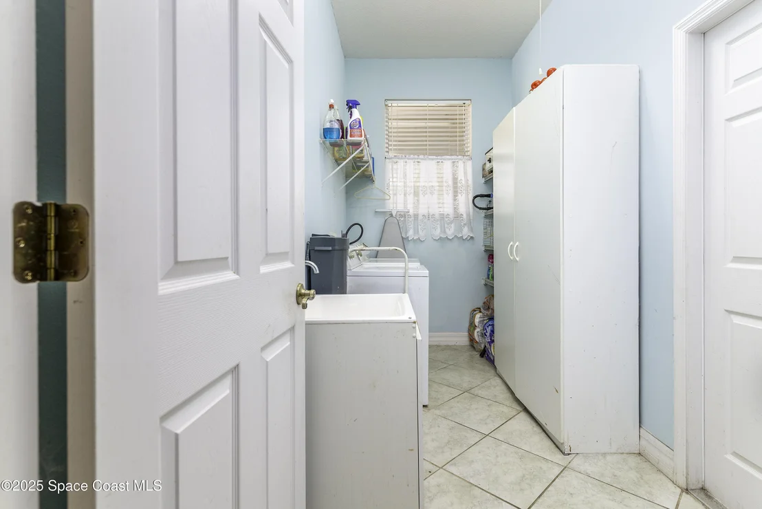 Photo of 386 Valencia Road
