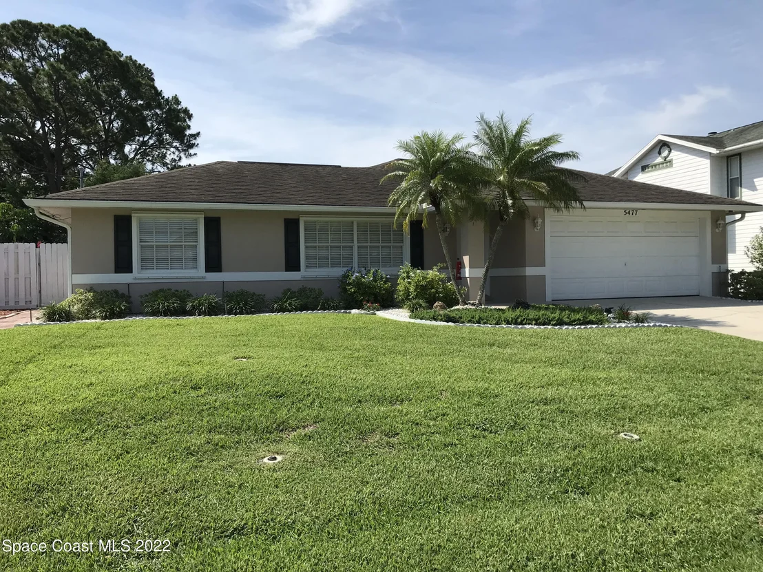 Photo of 5477 Holden Road