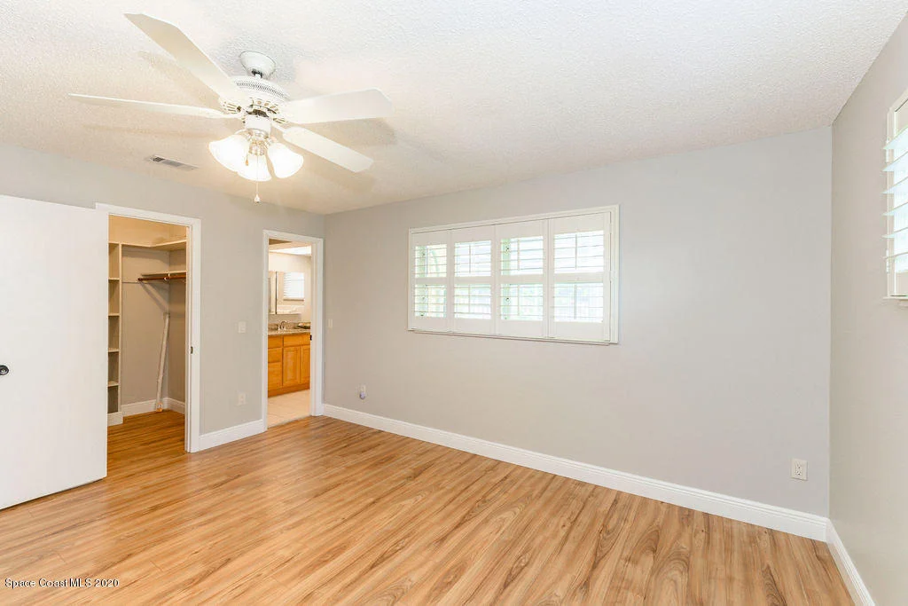 Photo of 250 Sand Pine Road