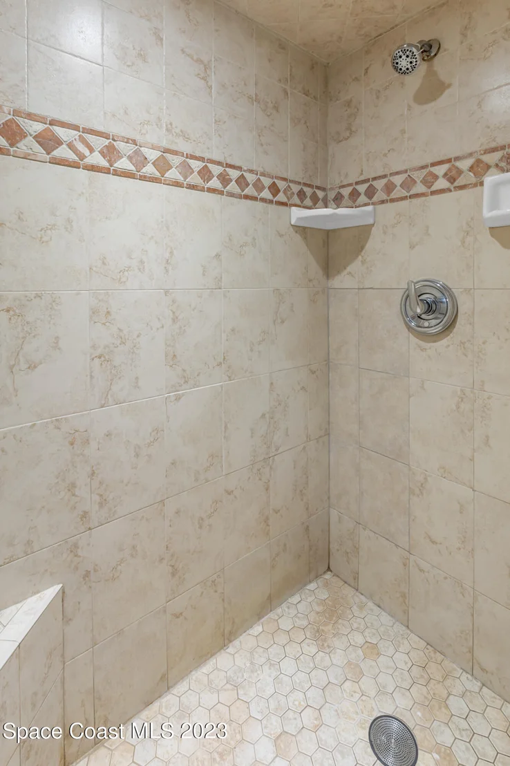 Photo of 2410 Scenic Drive