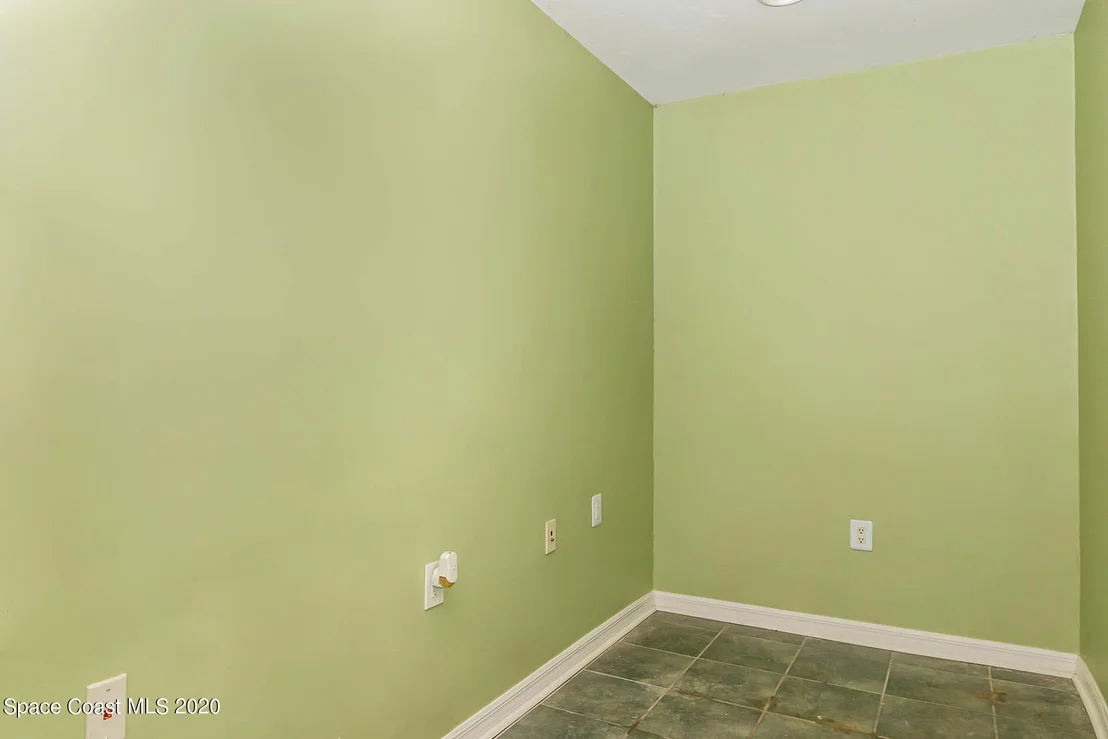 Photo of 216 Oak Lake Road