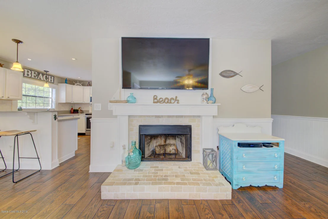 Photo of 6300 Janina Road