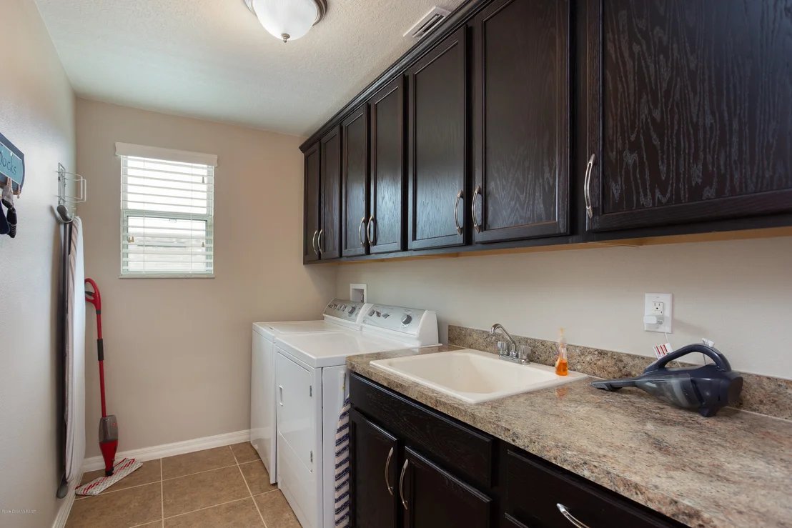 Photo of 2140 Bridgeport Circle