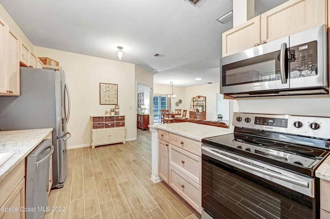 Photo of 868 Villa Drive