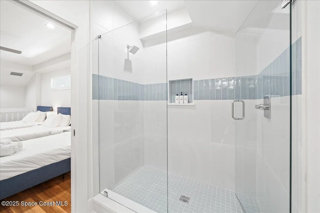 Photo of 182 Bayshore Drive