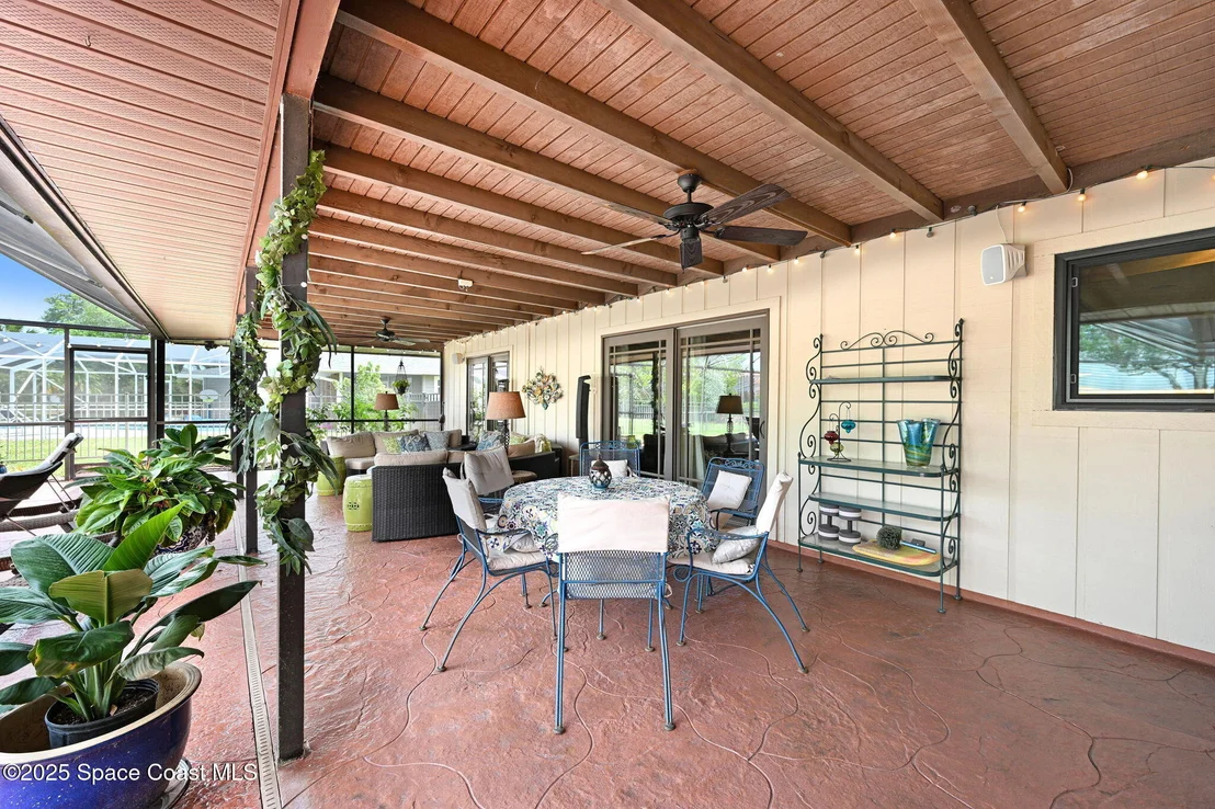 Photo of 847 Kerry Downs Circle