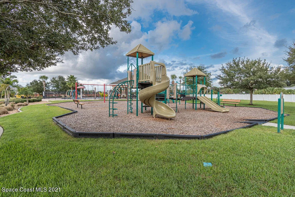 Photo of 2440 Bridgeport Circle