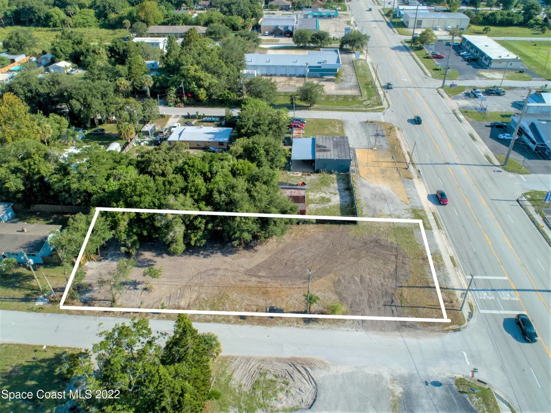 Photo of 1410 Clearlake Road