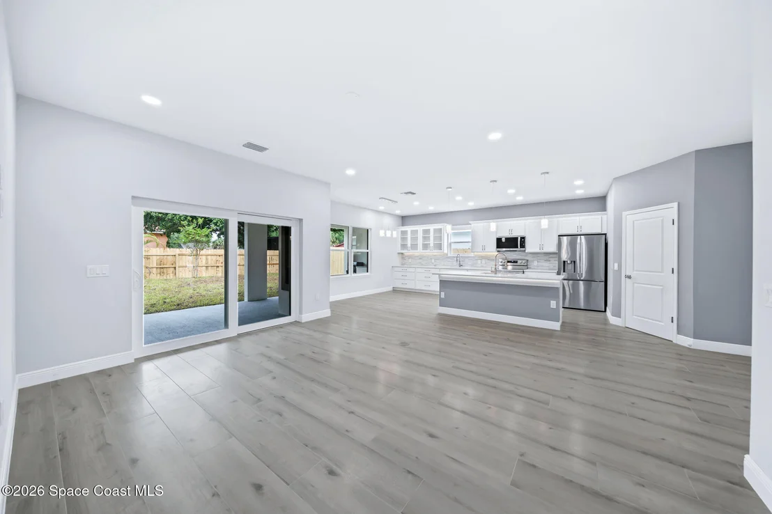 Photo of 303 Dorset Drive