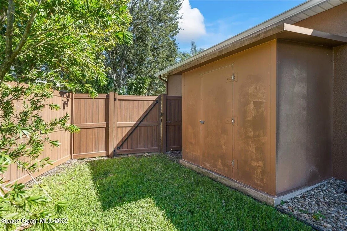 Photo of 5142 Cocoplum Avenue