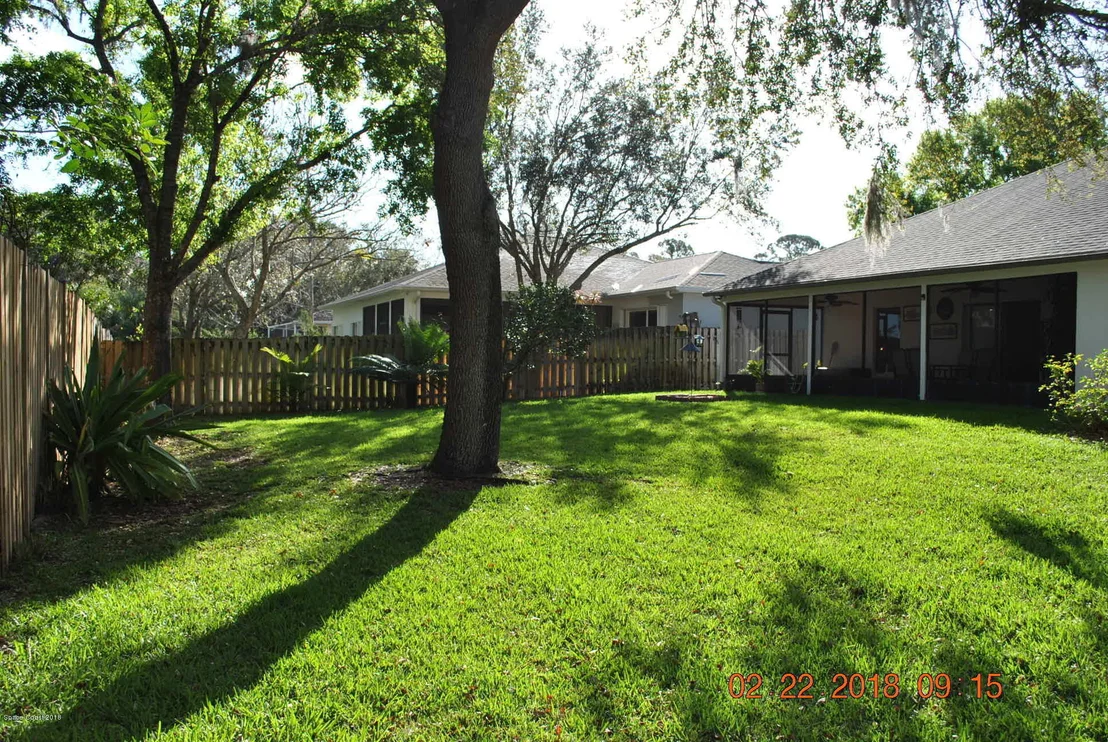 Photo of 889 Shoshone Lane