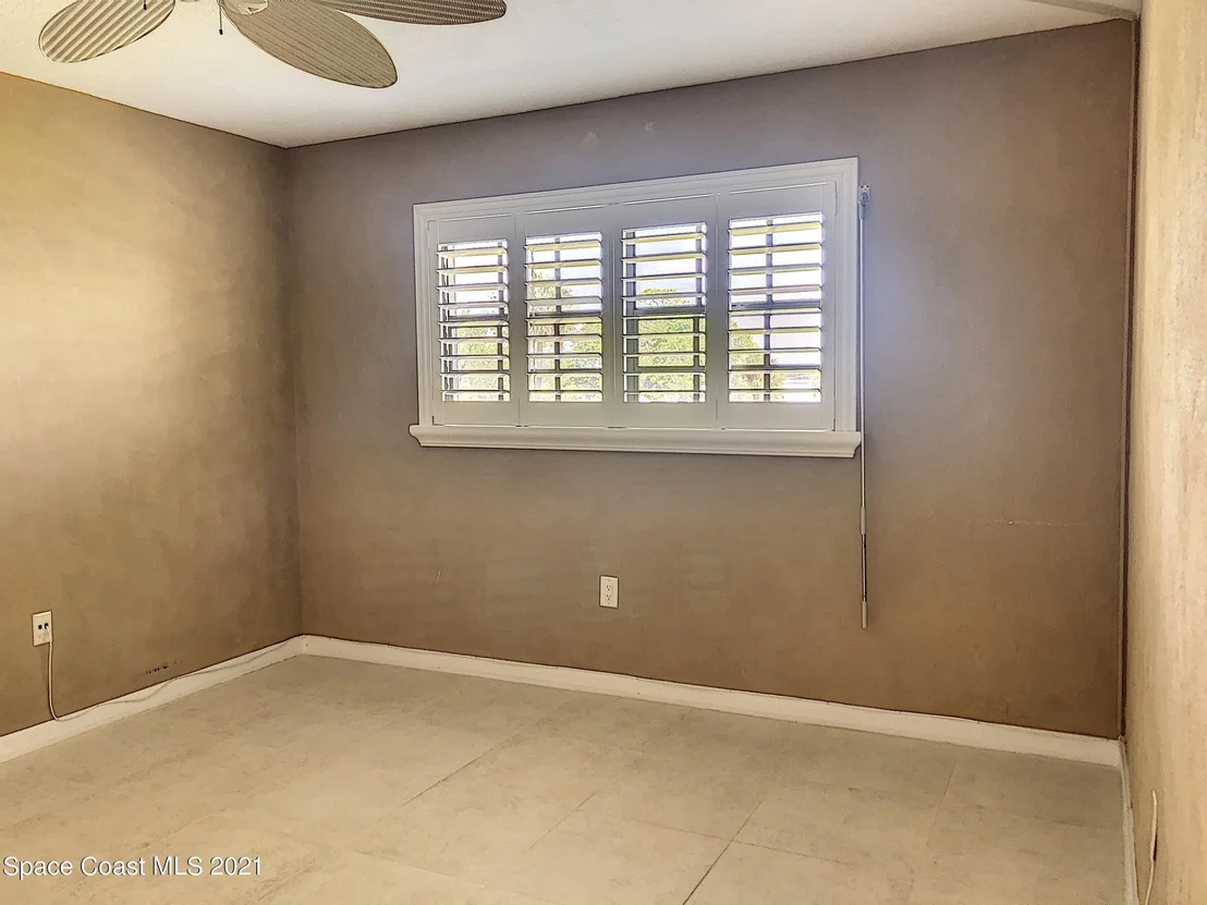 Photo of Unit 307 at 1025 Rockledge Drive