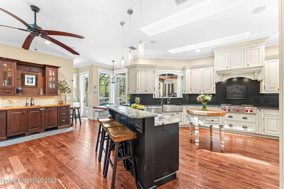 Photo of 891 Peregrine Drive