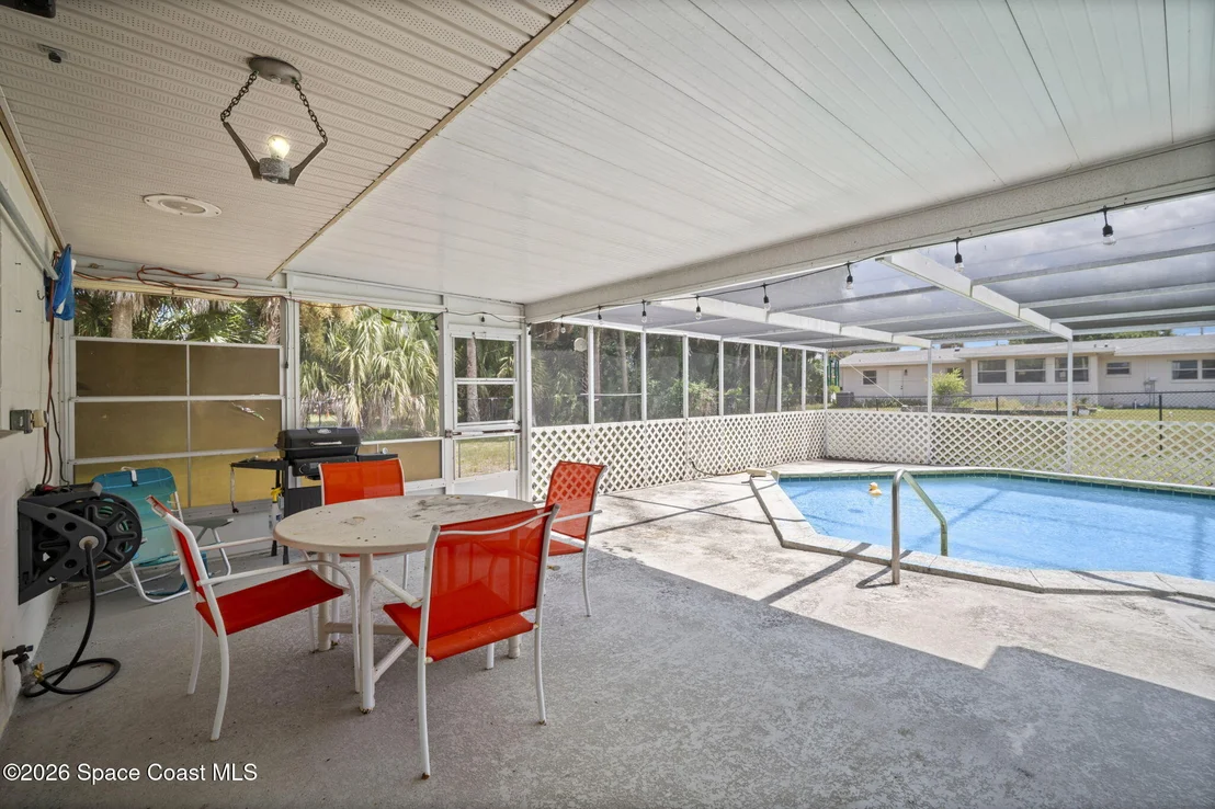 Photo of 2414 Greenway Drive