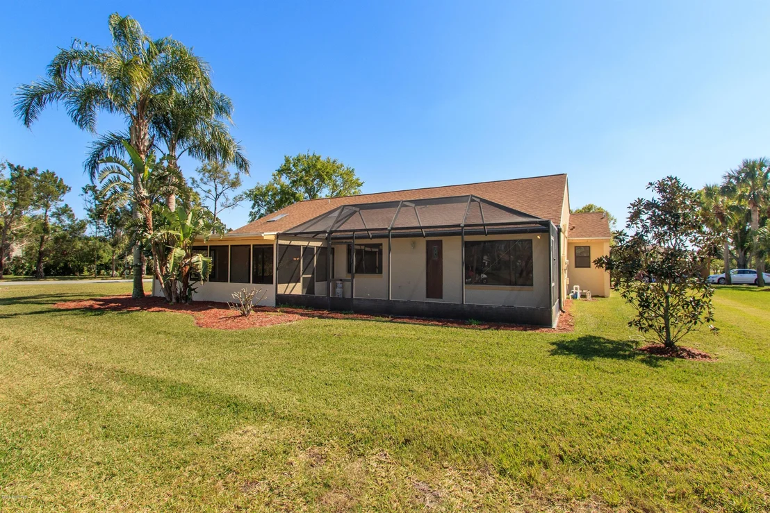 Photo of 700 Whispering Pines Circle