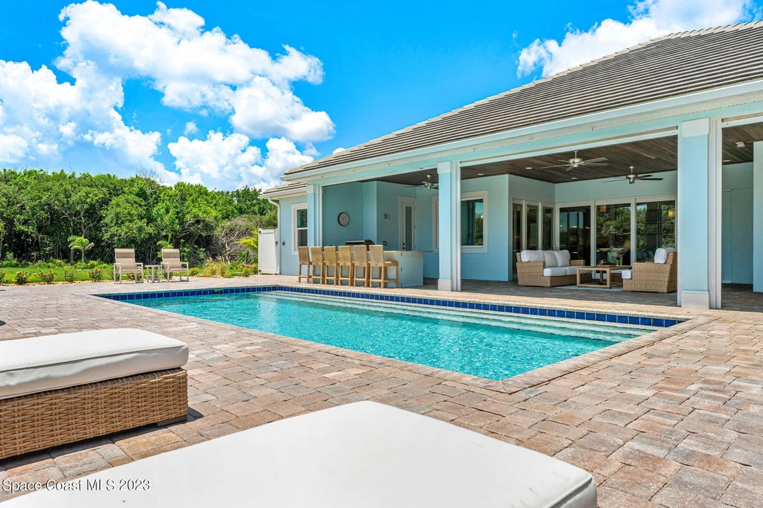 Photo of 6231 Windward Lane