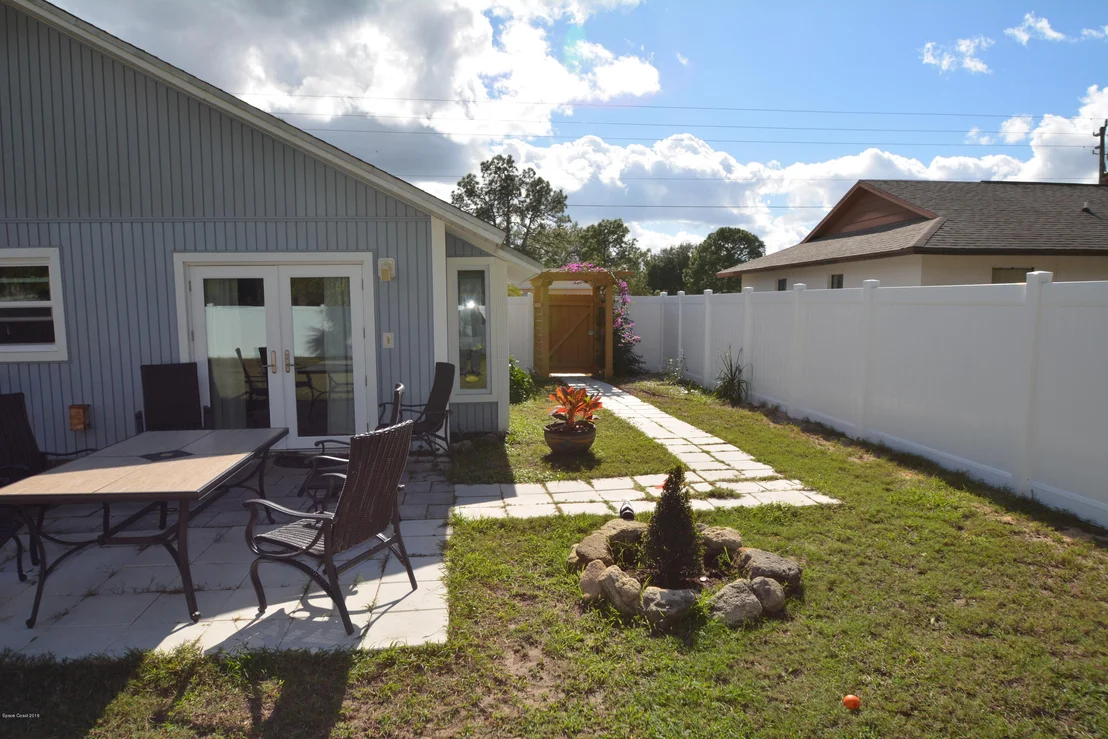Photo of 4544 Alfred Street