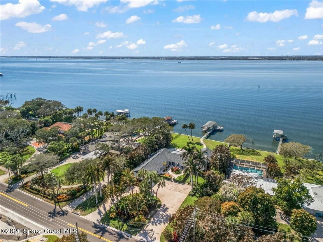 Photo of 408 Riverside Drive