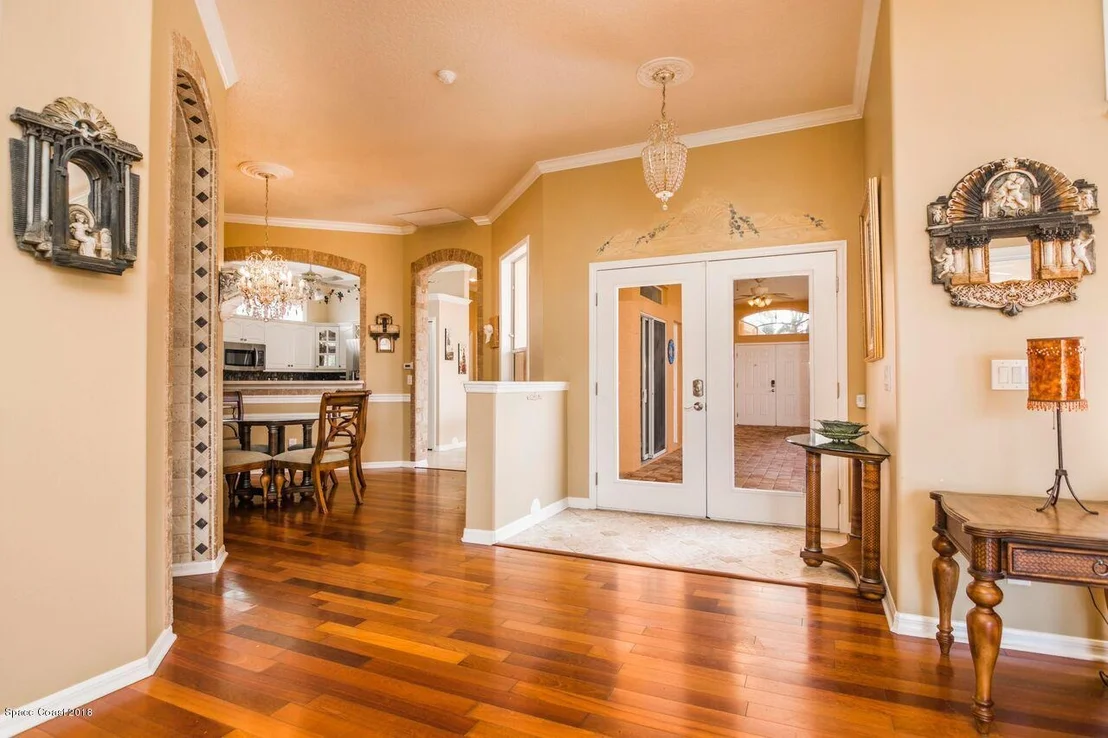 Photo of 943 Palm Brook Drive