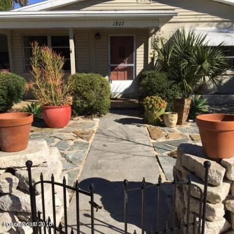 Photo of 1807 Glendon Drive