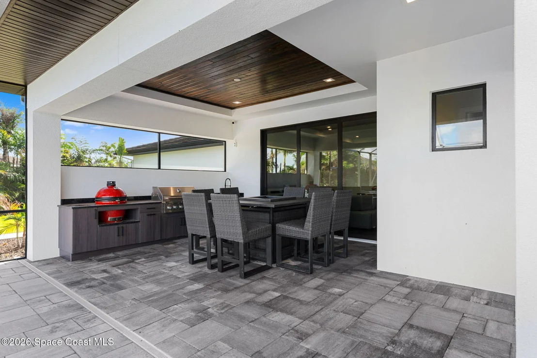 Photo of 3618 Lake Adelaide Place