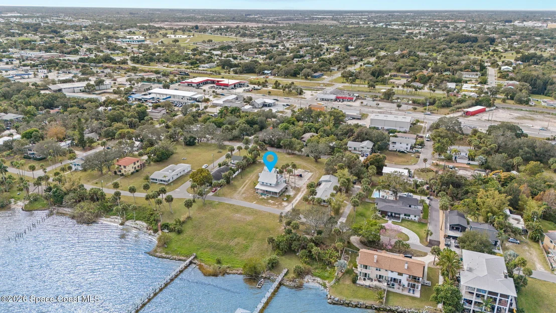 Photo of 2612 Riverview Drive