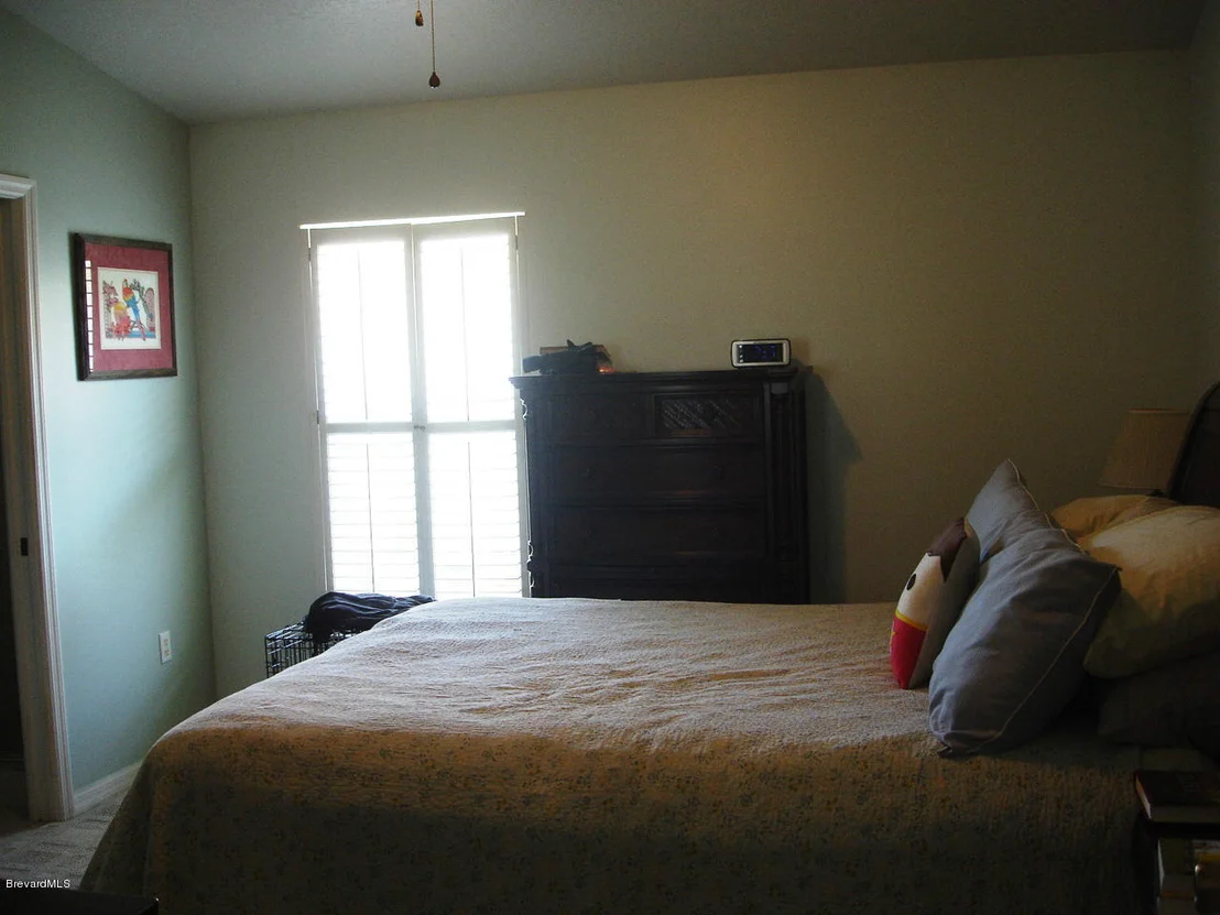 Photo of 975 NE Pine Creek Circle