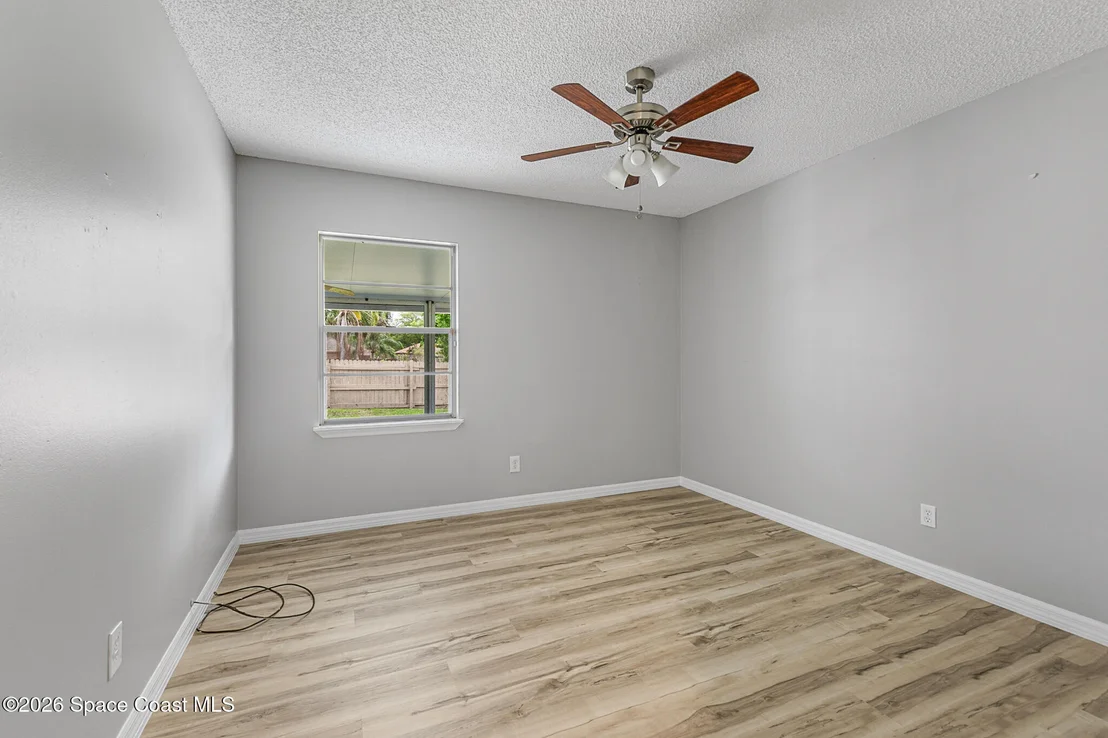 Photo of 220 Lanack Road SE