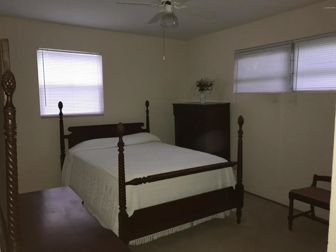 Photo of 1206 Westview Drive