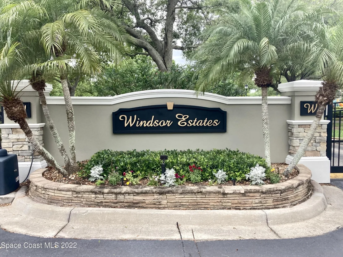 Photo of 6013 Newbury Circle