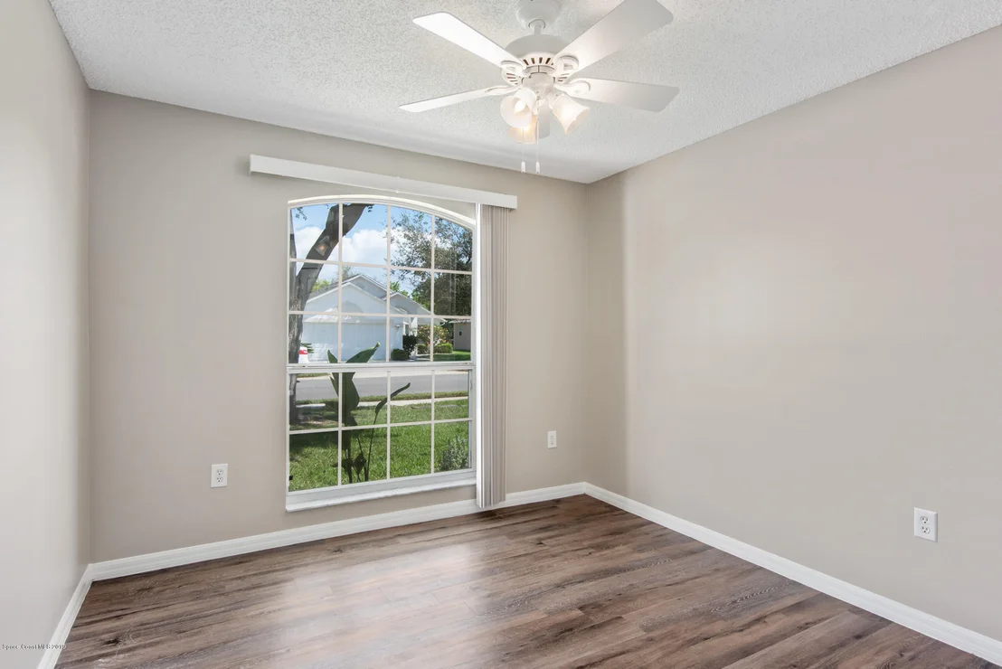 Photo of 1127 Pine Creek Circle NE