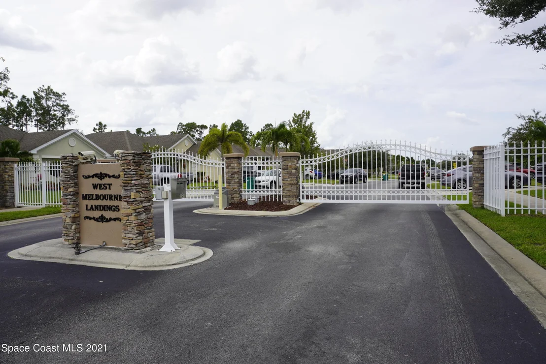 Photo of 1346 Alaqua Way