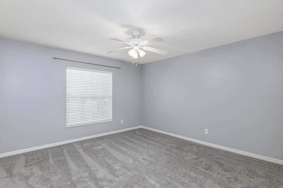 Photo of 895 Villa Drive