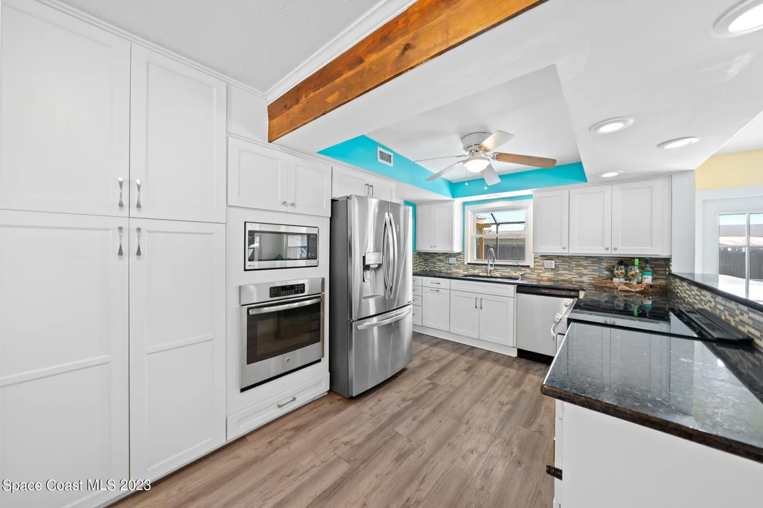 Photo of 275 Cinnamon Drive