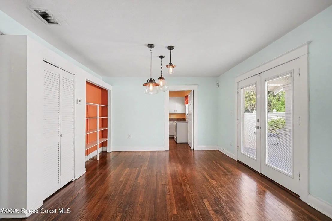 Photo of 640 Old Oak Street