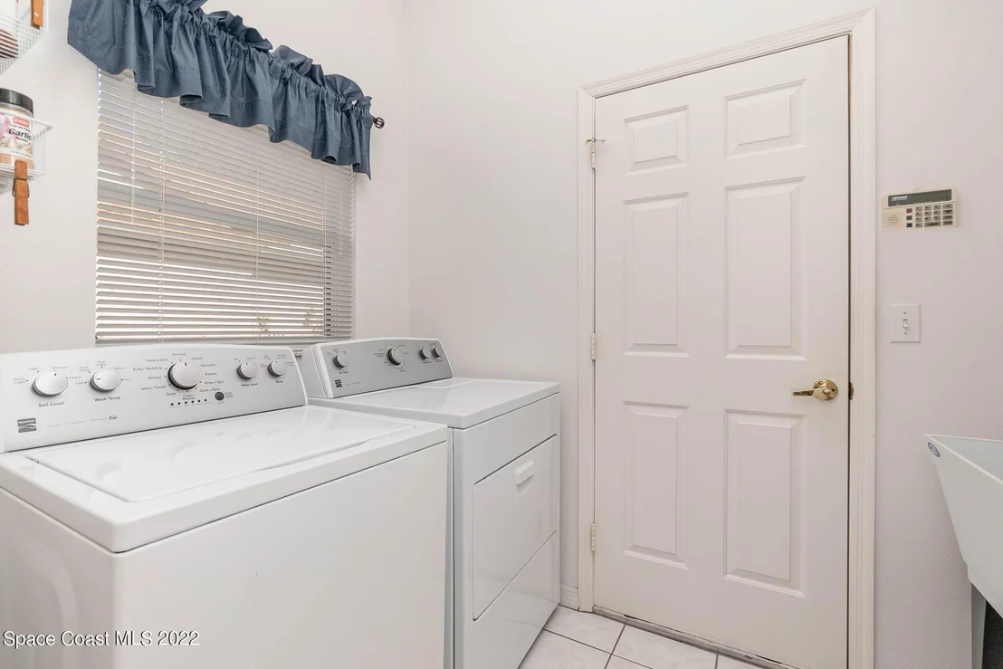 Photo of 7688 Candlewick Drive