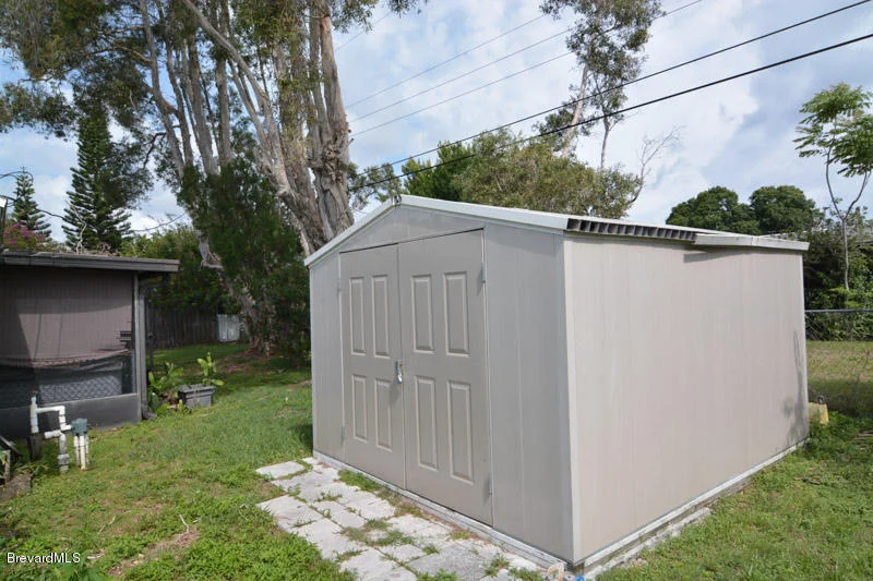 Photo of 982 Golf Street