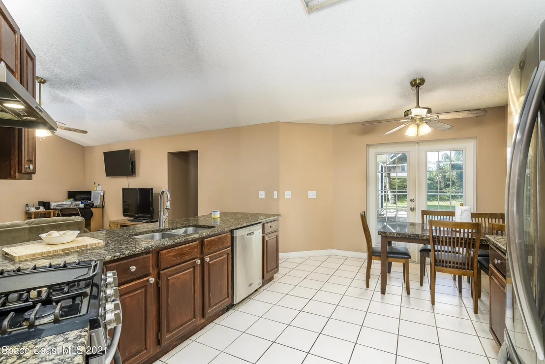 Photo of 3232 Lago Vista Drive