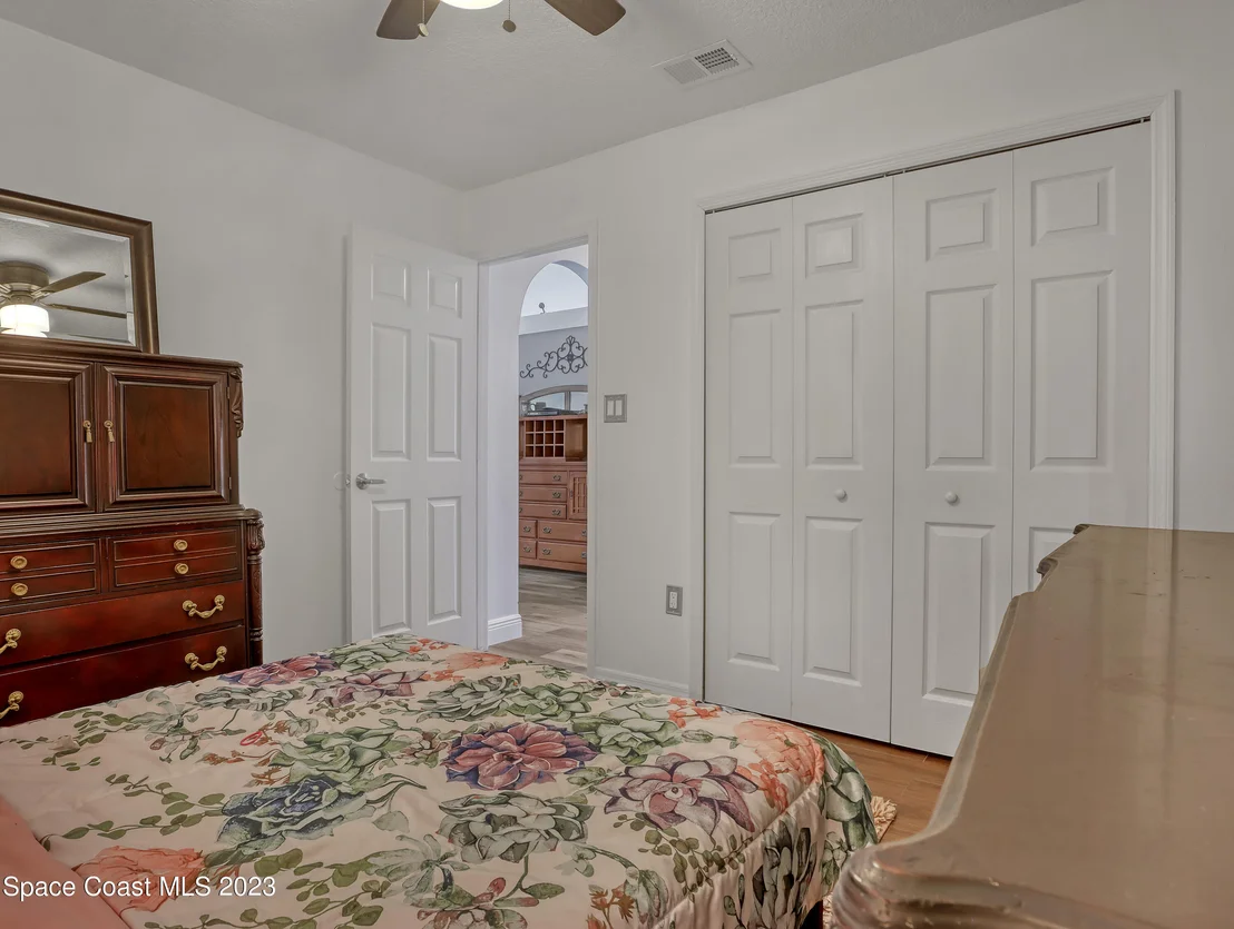 Photo of 5233 Carrick Road