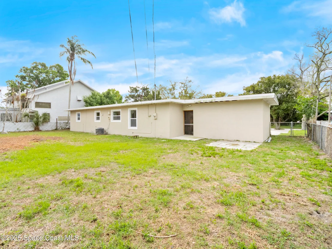 Photo of 1206 Alamanda Lane