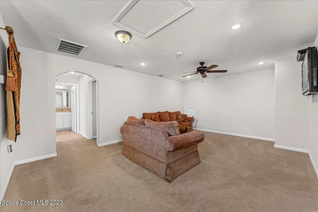 Photo of 922 Peta Way