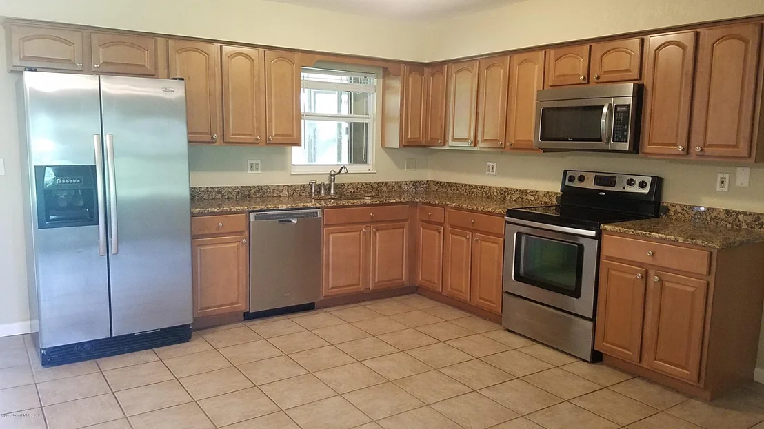 Photo of 2525 Malabar Road