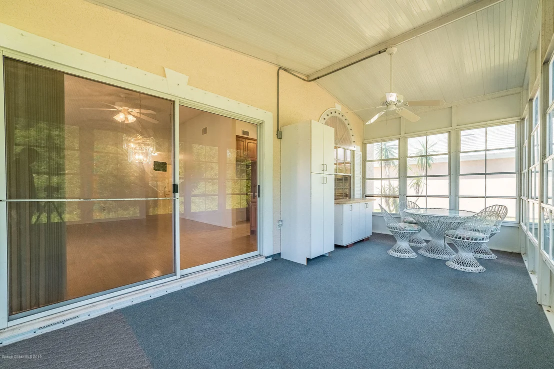 Photo of 1101 Goldenrod Circle NE
