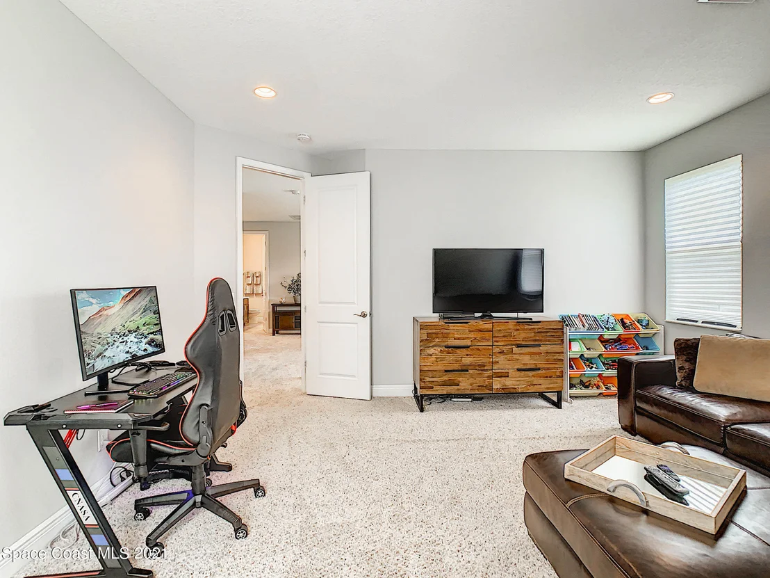 Photo of 1361 Lemur Lane