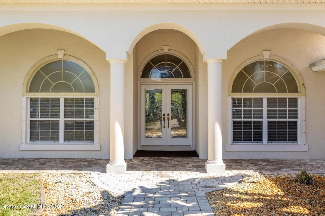 Photo of 2001 Neptune Drive